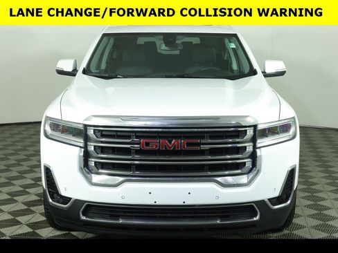 Used 2023 GMC Acadia SLT image 13