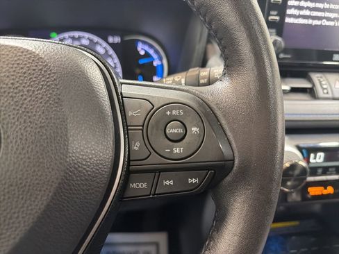 Used 2021 Toyota RAV4 XSE AWD/4WD image 30