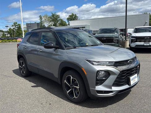Used 2023 Chevrolet TrailBlazer RS w/ Convenience Package AWD/4WD image 4