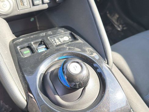 Used 2025 Nissan Leaf SV Plus FWD image 23