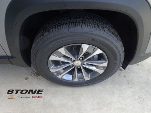 New 2026 Chevrolet Equinox LT FWD image 10