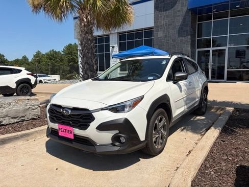 Used 2025 Subaru Crosstrek 2.5i Premium AWD/4WD image 3