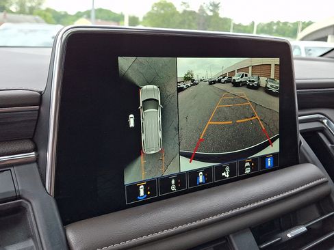Used 2022 GMC Yukon SLT w/ SLT Premium Package AWD/4WD image 19