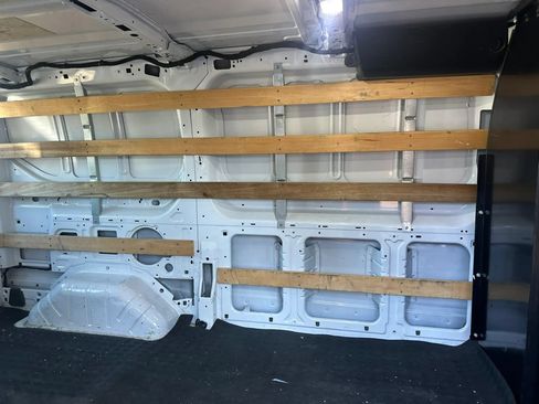 Used 2022 Ford Transit 250 Low Roof w/ Exterior Upgrade Package RWD image 10