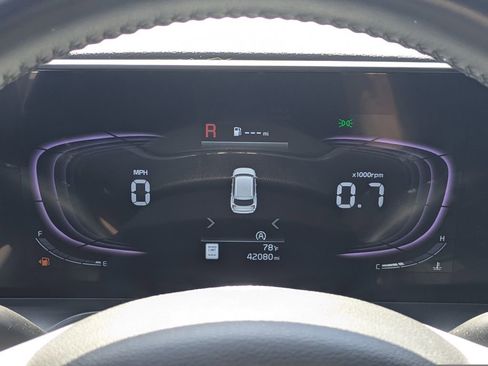 Used 2025 Kia Telluride S image 30