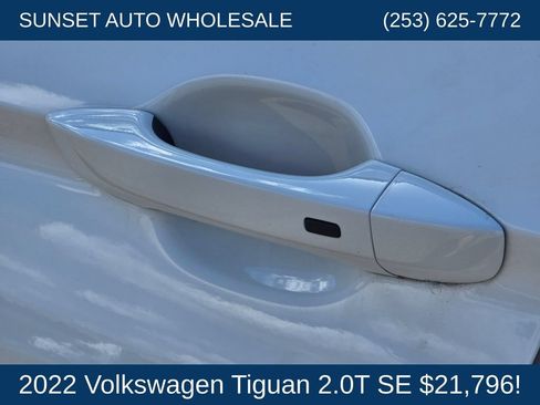 Used 2022 Volkswagen Tiguan SE AWD/4WD image 26