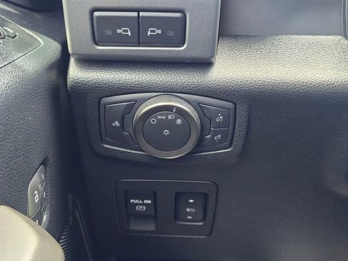 Used 2020 Ford F150 Raptor w/ Equipment Group 802A Luxury AWD/4WD image 35