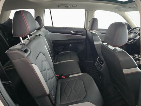 New 2026 Volkswagen Atlas Peak Edition AWD/4WD image 40