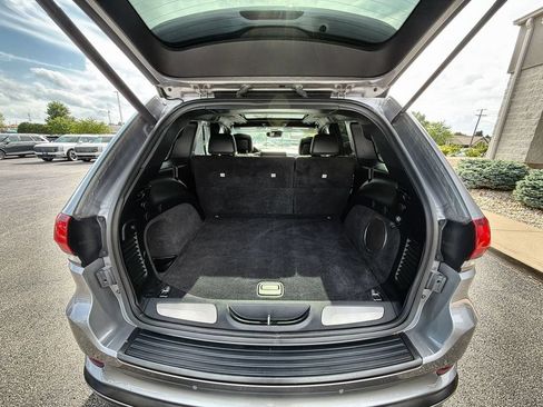 Used 2020 Jeep Grand Cherokee High Altitude AWD/4WD image 19