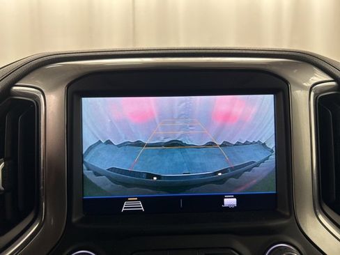 Used 2022 Chevrolet Silverado 2500 LT w/ Convenience Package image 18