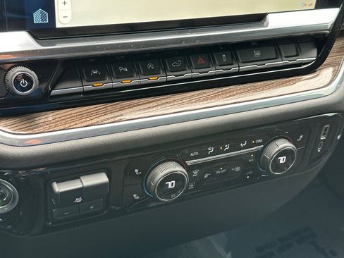 Used 2022 Chevrolet Silverado 1500 LT w/ All Star Edition Plus image 30