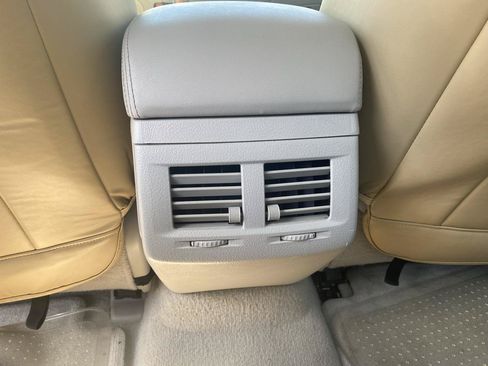 Used 2006 Toyota Avalon Limited FWD image 21