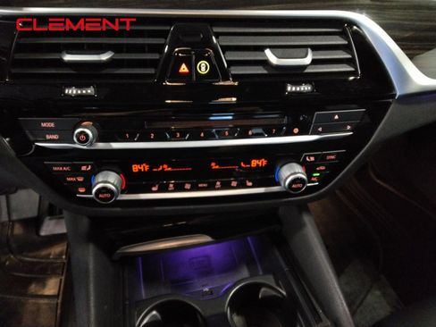 Used 2019 BMW 540i xDrive w/ Executive Package image 19