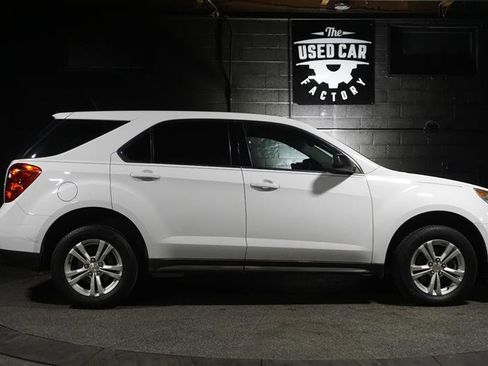 Used 2010 Chevrolet Equinox LS image 7