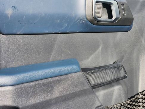 New 2025 Ford Bronco Heritage Edition image 9