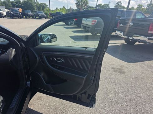 Used 2014 Ford Taurus Limited w/ Equipment Group 301A FWD image 11