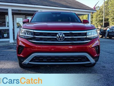 Used 2020 Volkswagen Atlas Cross Sport SE w/ Towing Package image 9