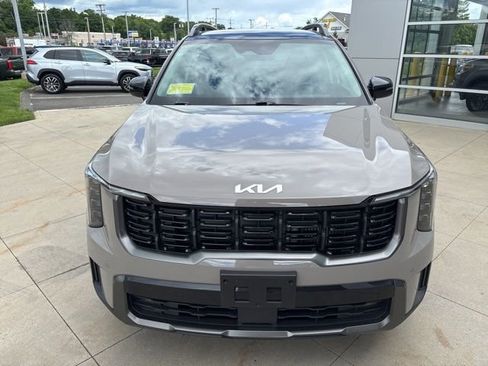 Used 2024 Kia Sorento X-Line EX AWD/4WD image 2