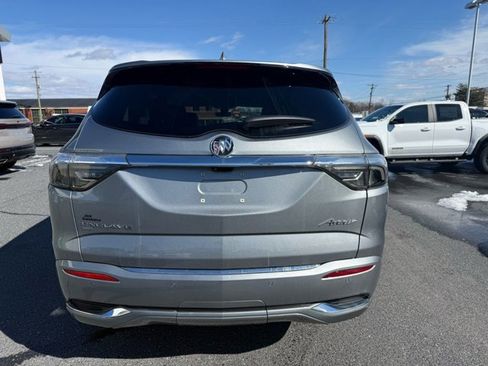 Used 2024 Buick Enclave Avenir w/ Avenir Technology Package image 4