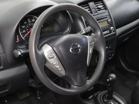 Used 2018 Nissan Versa S Plus FWD image 10
