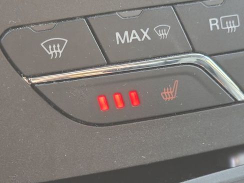 Used 2016 Ford Edge SEL w/ Equipment Group 201A image 20