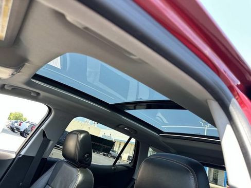 Certified 2020 GMC Terrain SLT w/ Preferred Package FWD image 17