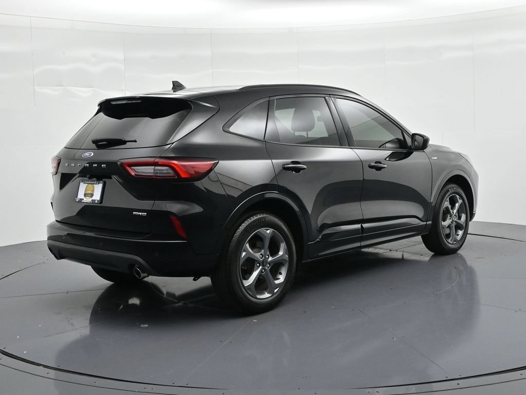 Used 2024 Ford Escape ST-Line w/ Tech Pack #1 AWD/4WD image 6