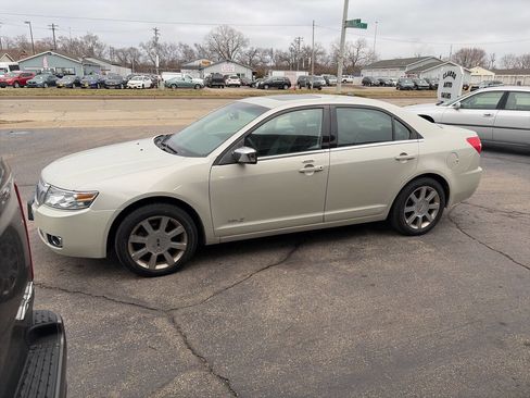 Used 2008 Lincoln MKZ AWD image 4