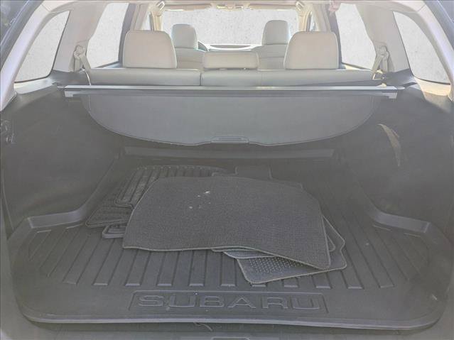 Used 2014 Subaru Outback 2.5i Limited w/ Moonroof Package AWD/4WD image 6