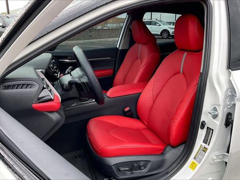 Used 2024 Toyota Camry XSE w/ Navigation Package image 8