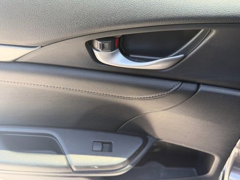 Used 2016 Honda Civic EX-L image 21