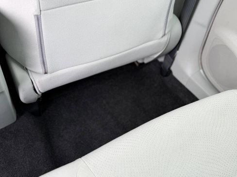 Used 2012 Toyota Prius Two image 39