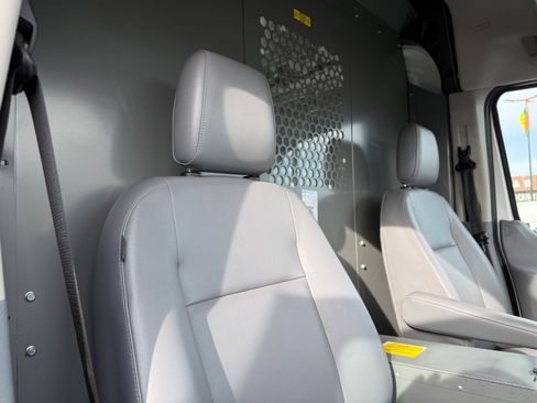 Used 2018 Ford Transit 350 T-350 148 Med Rf 9500 GVWR Sl image 14
