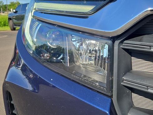Used 2023 Honda Passport EX-L image 9