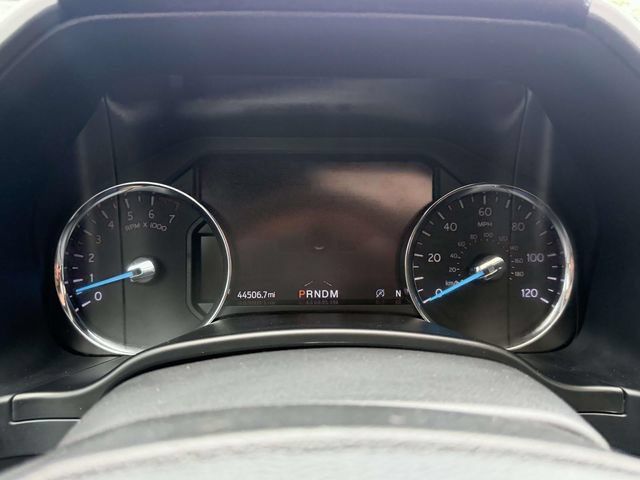 Used 2020 Ford Expedition XLT w/ Equipment Group 202A AWD/4WD image 30