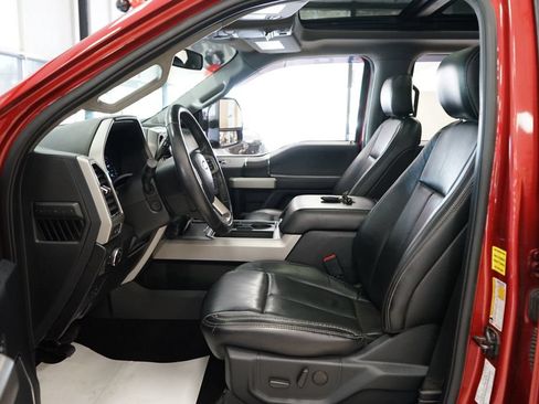 Used 2020 Ford F250 Lariat w/ Lariat Ultimate Package AWD/4WD image 29