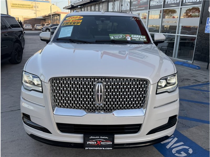 Used 2022 Lincoln Navigator L Reserve AWD/4WD image 9