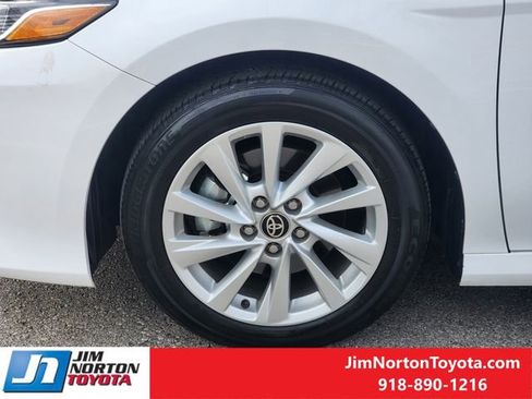 Used 2024 Toyota Camry LE image 13