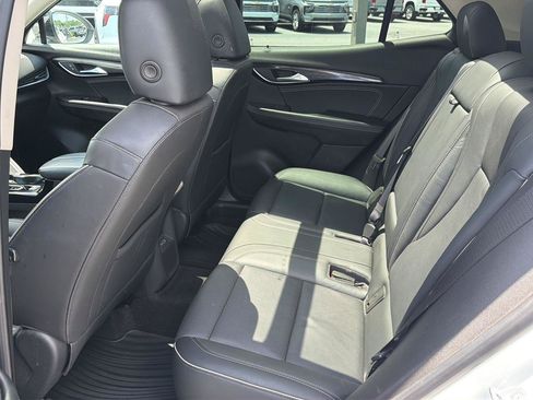 Used 2021 Buick Envision Essence w/ Sport Touring Package FWD image 11