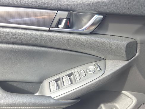 Used 2021 Honda Accord Sport image 34
