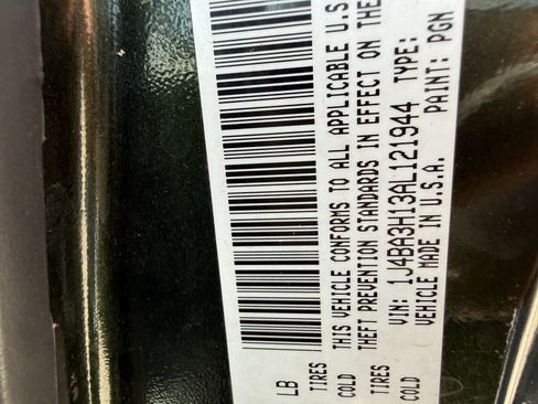 Used 2010 Jeep Wrangler Unlimited Sport w/ Trailer Tow Group image 29