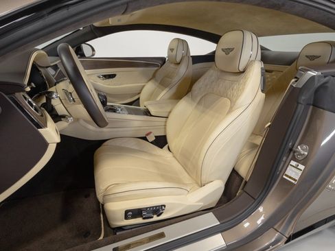 Used 2022 Bentley Continental GT AWD/4WD image 3