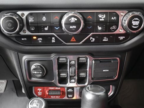 Used 2024 Jeep Wrangler Unlimited Rubicon 392 AWD/4WD image 24