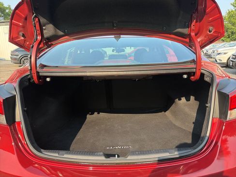 Used 2015 Hyundai Elantra Limited FWD image 29
