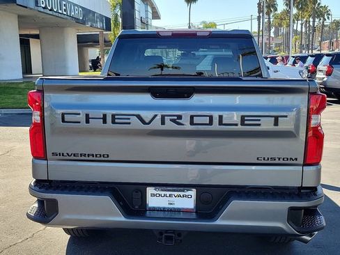 Used 2020 Chevrolet Silverado 1500 Custom w/ Custom Value Package image 22