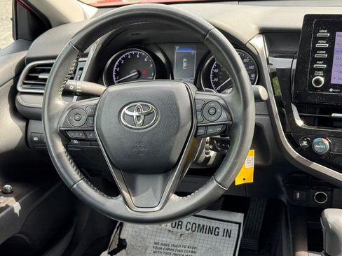Used 2024 Toyota Camry SE FWD image 17