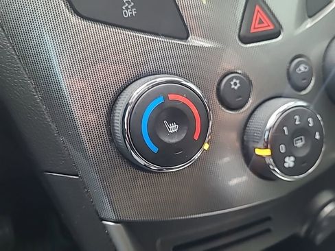 Used 2016 Chevrolet Trax LTZ w/ Midnight Edition image 25