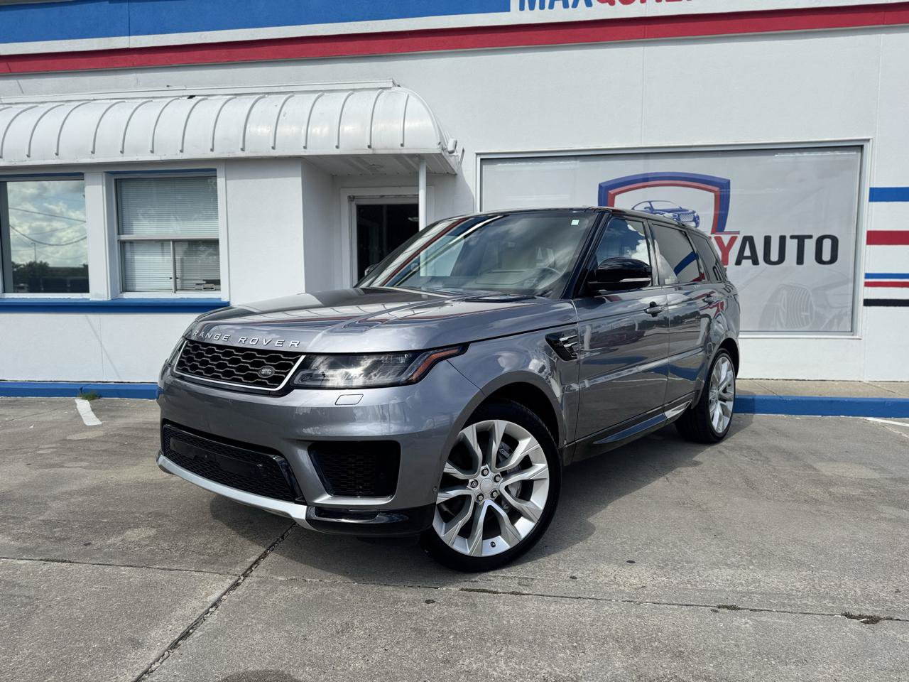 Used 2020 Land Rover Range Rover Sport HSE AWD/4WD image 2