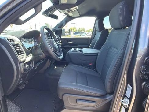 New 2026 RAM 1500 Express AWD/4WD image 32