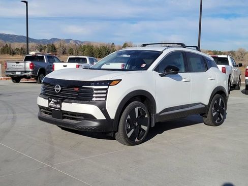 New 2026 Nissan Kicks SR w/ Cold Weather Package image 1